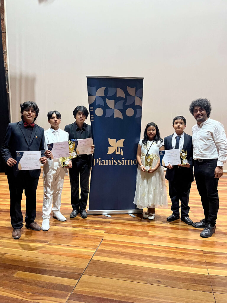 Estudiantes de la Escuela de Música IBP ganan 05 primeros en importante concurso en Colombia