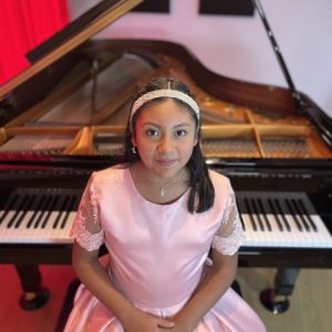 Juliette Navarro (Small)